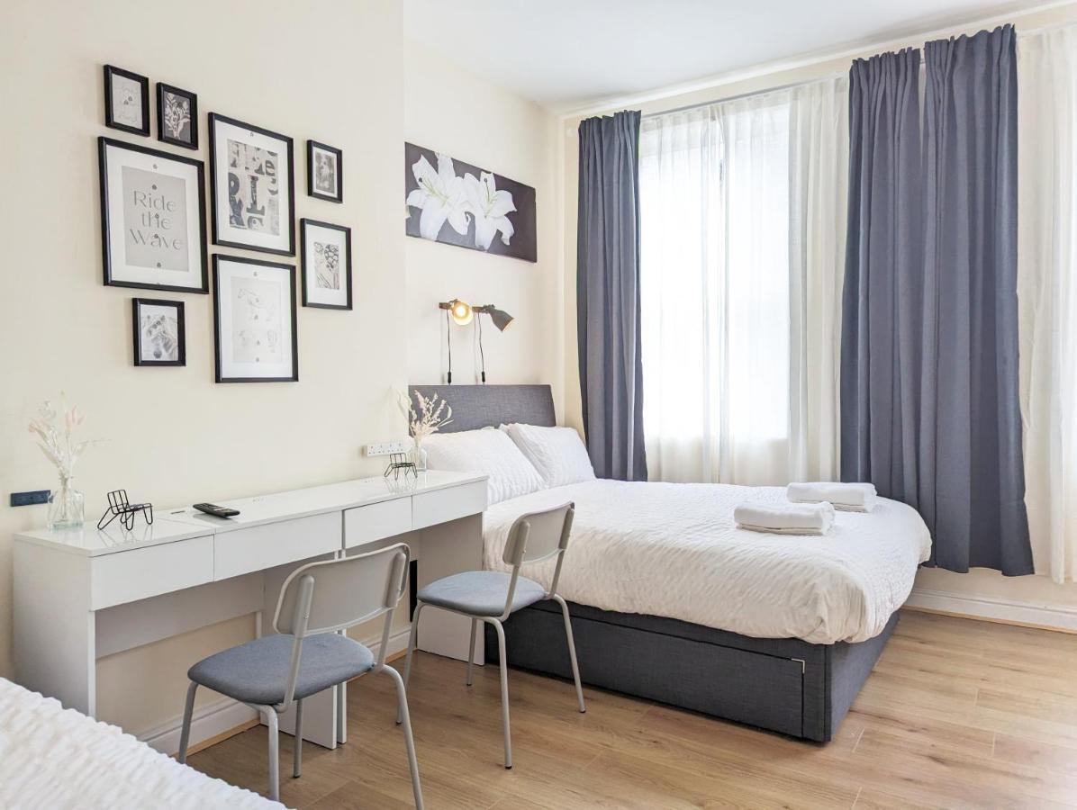 Guest Rooms In Anfiled Near Stadium, Free Parking Liverpool Exterior foto