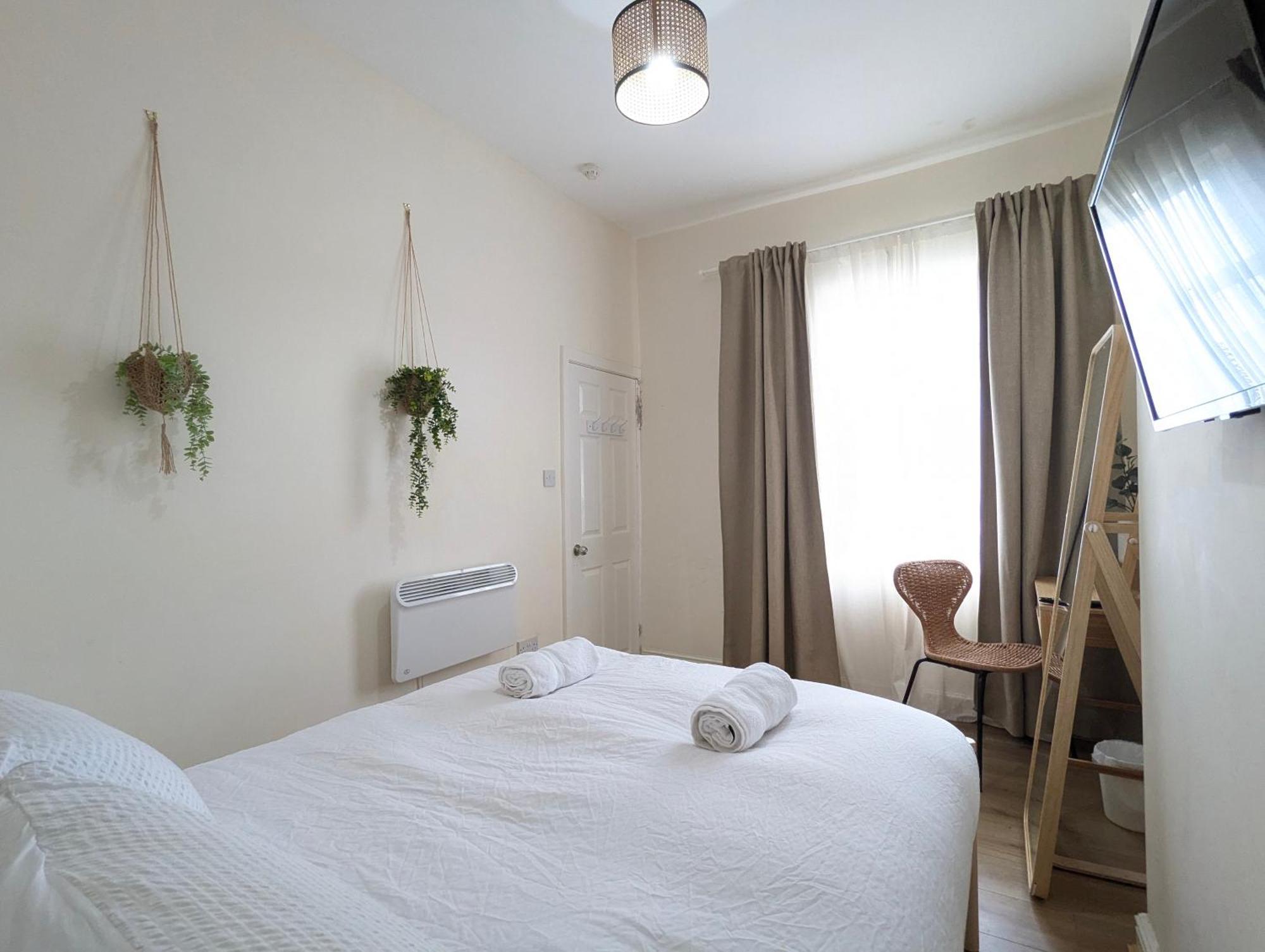 Guest Rooms In Anfiled Near Stadium, Free Parking Liverpool Exterior foto