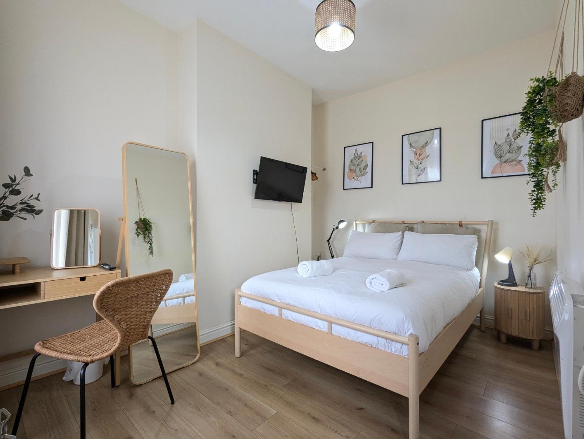 Guest Rooms In Anfiled Near Stadium, Free Parking Liverpool Exterior foto